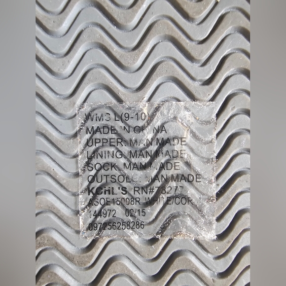 NWOT Authentic American Heritage White and Pink Flip Flops - Picture 7 of 7